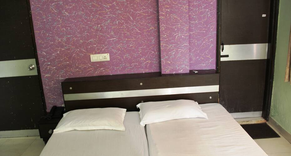 Hotel Malook, Ludhiana 3